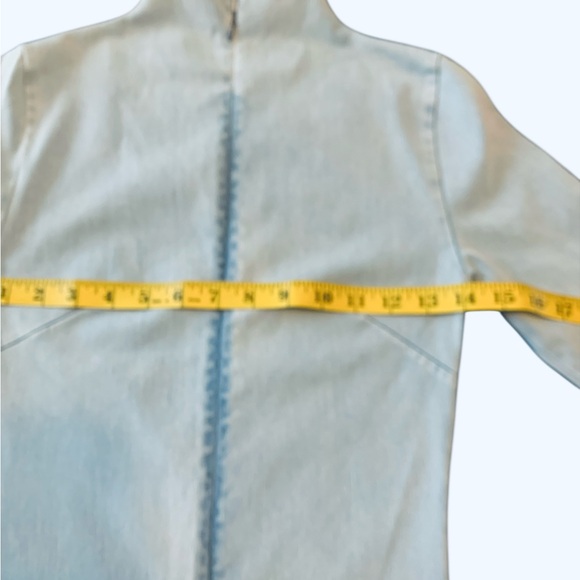 Good American Women’s Light Blue Funnel Collar Denim Bodysuit. Size S - Picture 13 of 13